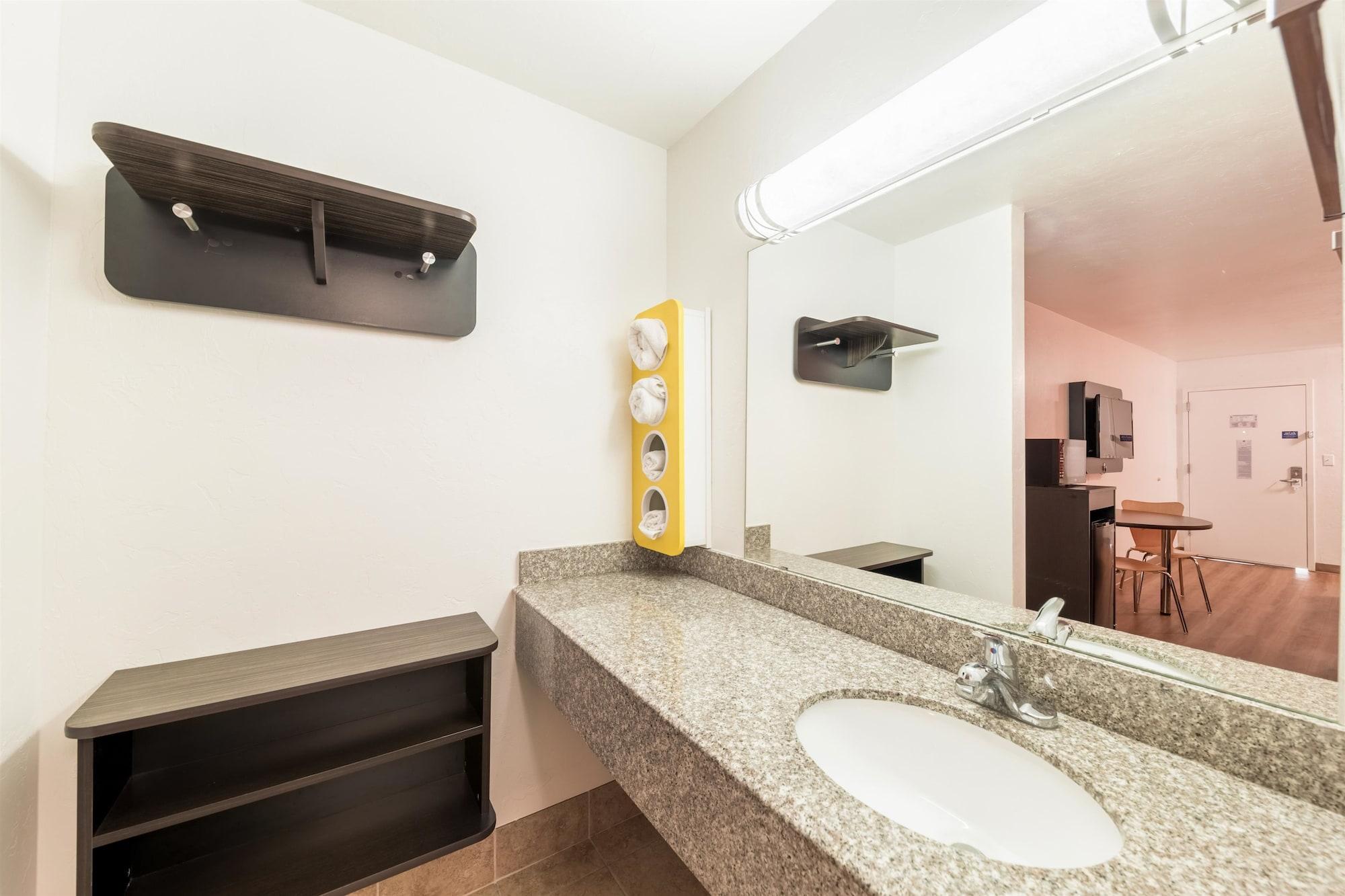 6-oklahoma City, Ok - Bricktown Hotel 2*