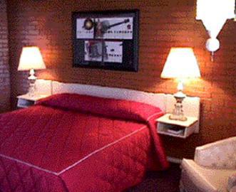 Hotel 6-oklahoma City, Ok - Bricktown